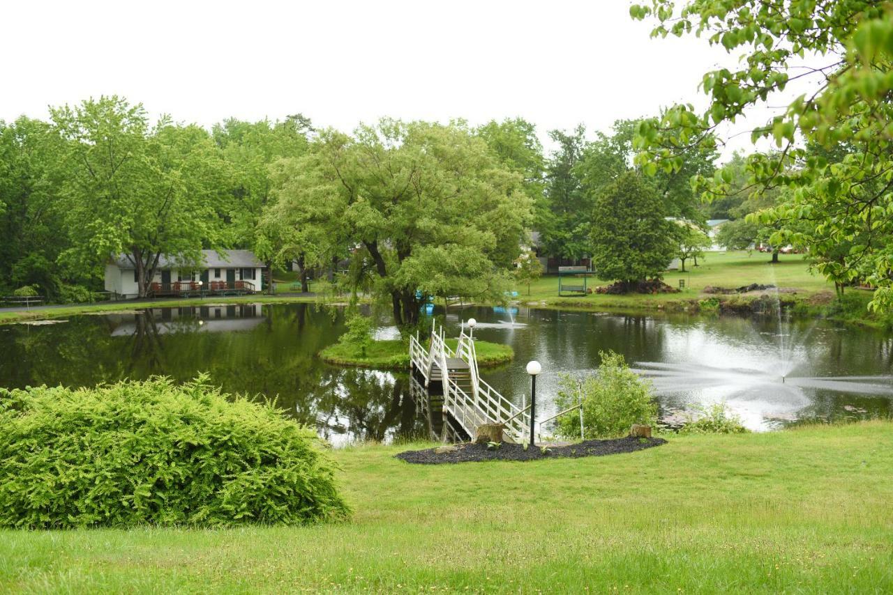 Chestnut Grove Family Resort 波科诺山 外观 照片